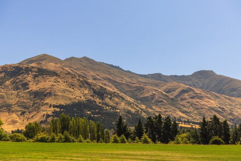 Photo of property in 182 Faulks Road, Wanaka, 9382