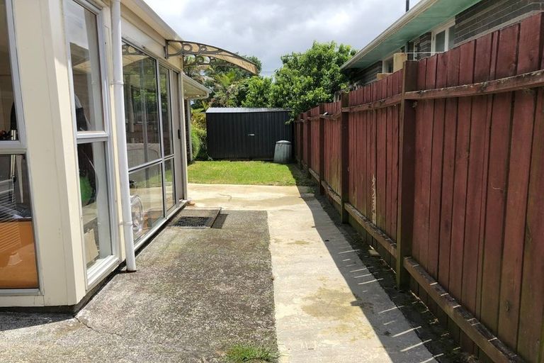 Photo of property in 1/77 Tiraumea Drive, Pakuranga, Auckland, 2010