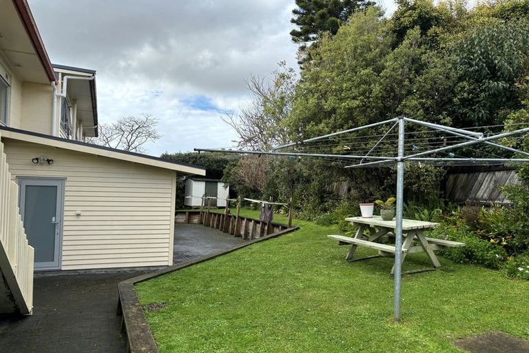 Photo of property in 1/41a Tramway Road, Beach Haven, Auckland, 0626