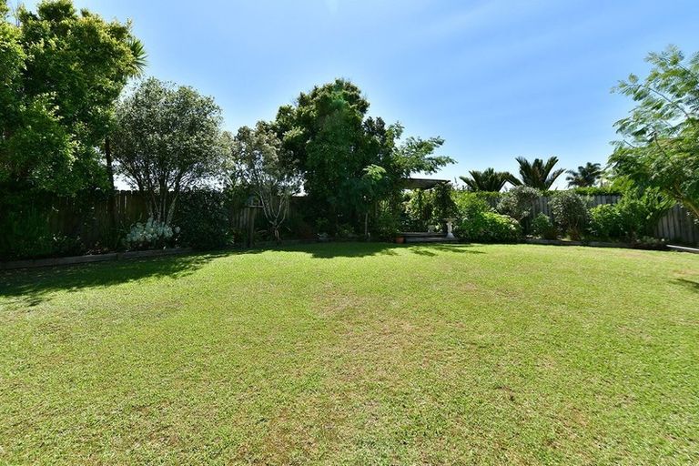 Photo of property in 93 Tauranga Place, Orewa, 0931