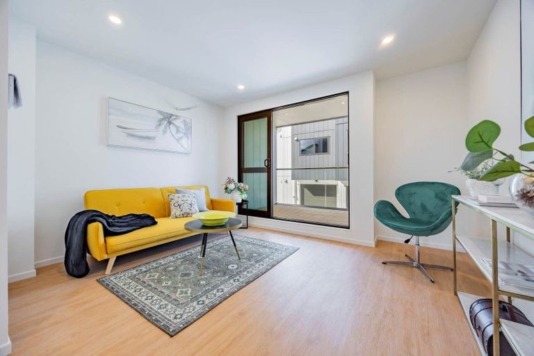 Photo of property in 6/4 Waitaki Street, Henderson, Auckland, 0612