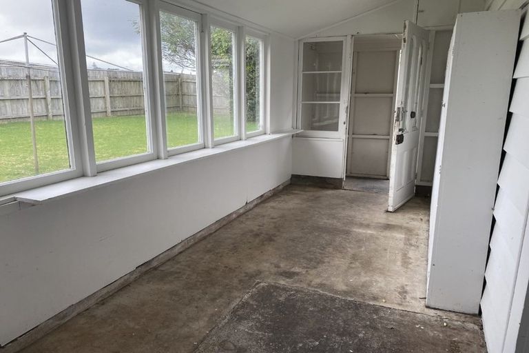 Photo of property in 3 Meldrum Street, Te Kamo, Whangarei, 0112