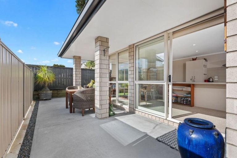 Photo of property in 15 Seashell Drive, Papamoa Beach, Papamoa, 3118