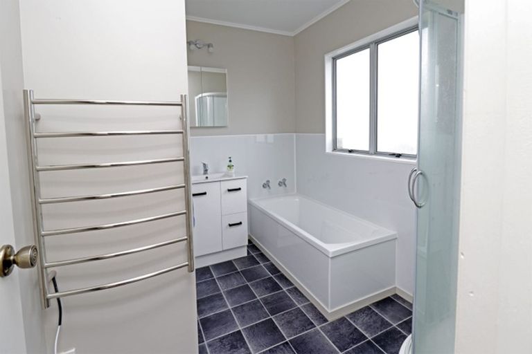 Photo of property in 12 Sunline Place, Ngongotaha, Rotorua, 3010