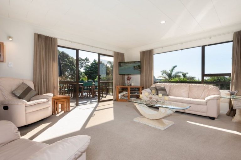 Photo of property in 340a Papamoa Beach Road, Papamoa Beach, Papamoa, 3118