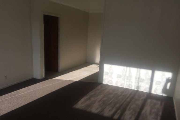 Photo of property in 1/124 Station Road, Papatoetoe, Auckland, 2025