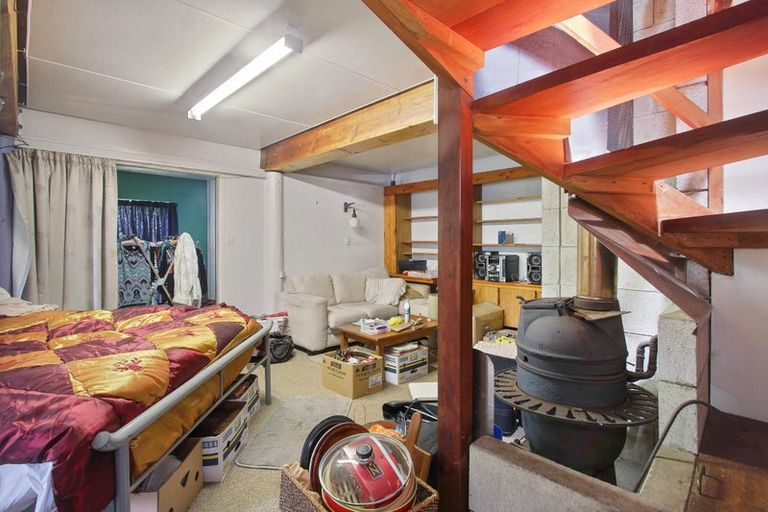 Photo of property in 9 Constable Road, Waiuku, 2123