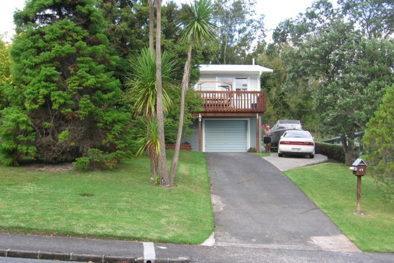 Photo of property in 26 Autumn Avenue, Glen Eden, Auckland, 0602