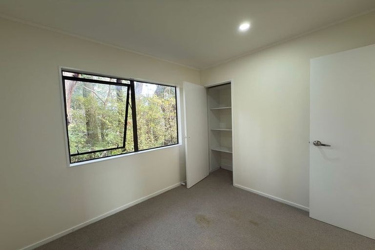 Photo of property in 320 Paremoremo Road, Paremoremo, Auckland, 0632
