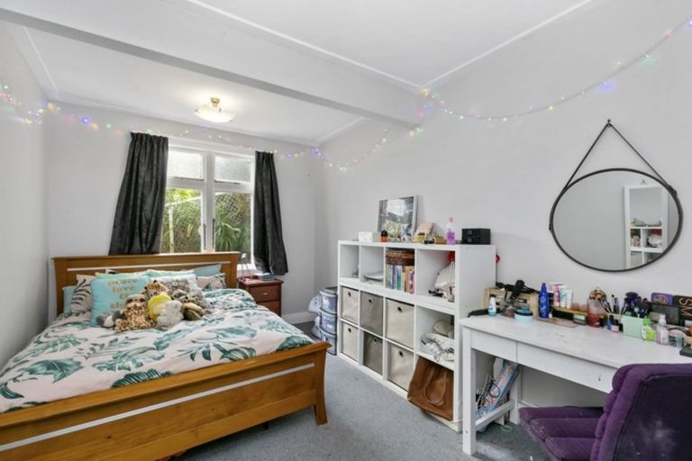 Photo of property in 134 Totara Road, Miramar, Wellington, 6022