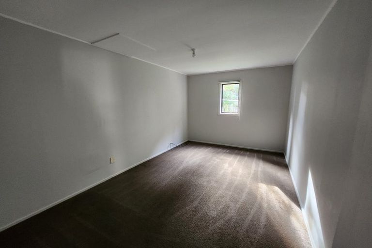 Photo of property in 105 Tidal Road, Mangere, Auckland, 2022
