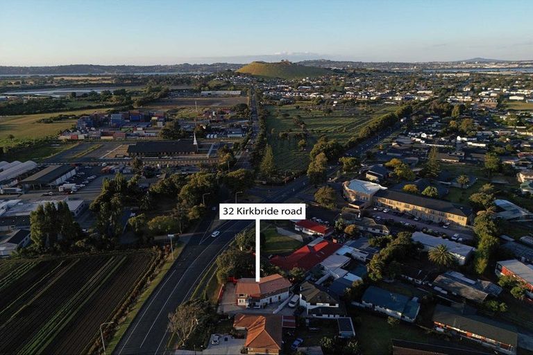 Photo of property in 32 Kirkbride Road, Mangere Bridge, Auckland, 2022