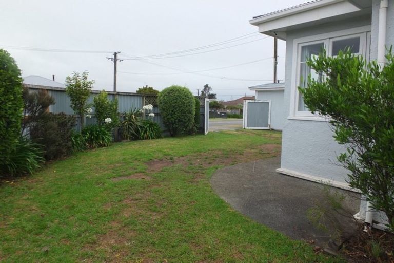 Photo of property in 4 Taylor Street, Foxton Beach, Foxton, 4815