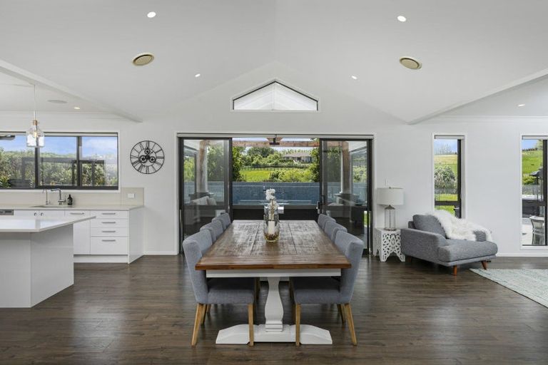 Photo of property in 13 Oak Valley Road, Dairy Flat, Albany, 0792