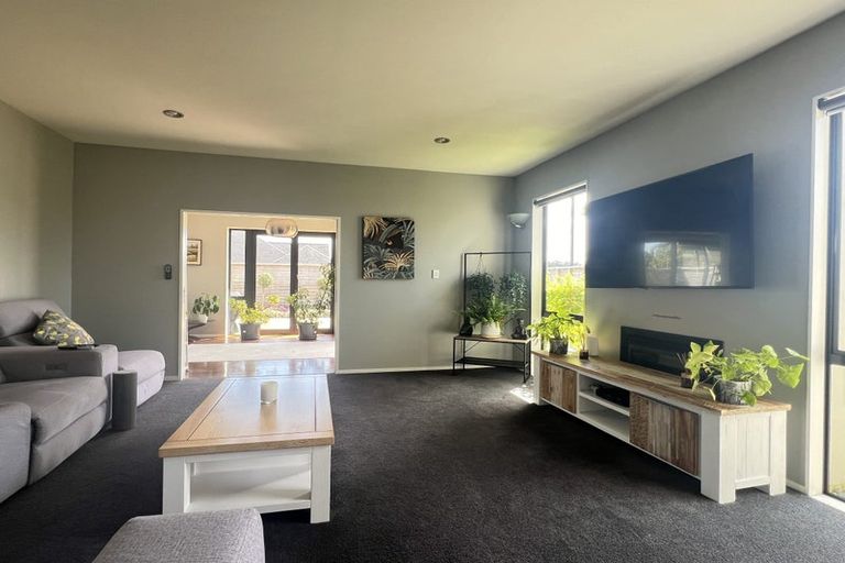 Photo of property in 29 Huntington Park Drive, Greenhithe, Auckland, 0632