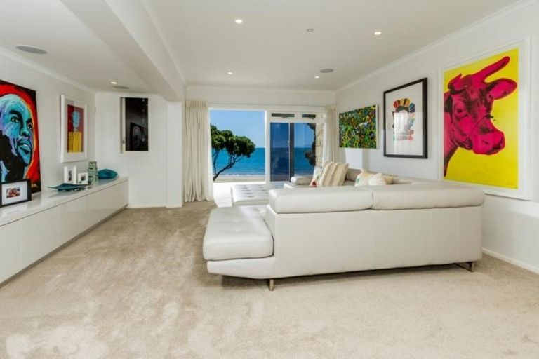 Photo of property in 2/34 Whitby Crescent, Mairangi Bay, Auckland, 0630