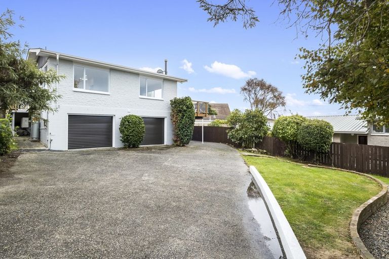 Photo of property in 21 Winston Place, Kew, Dunedin, 9012