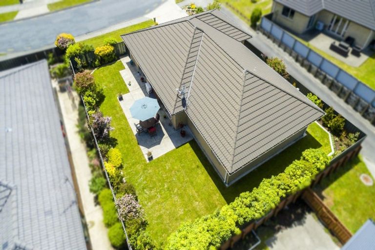 Photo of property in 34 Sunstone Crescent, Brown Owl, Upper Hutt, 5018