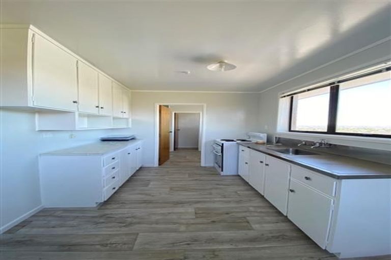 Photo of property in 358 St Heliers Road, Saint Heliers, Auckland, 1071