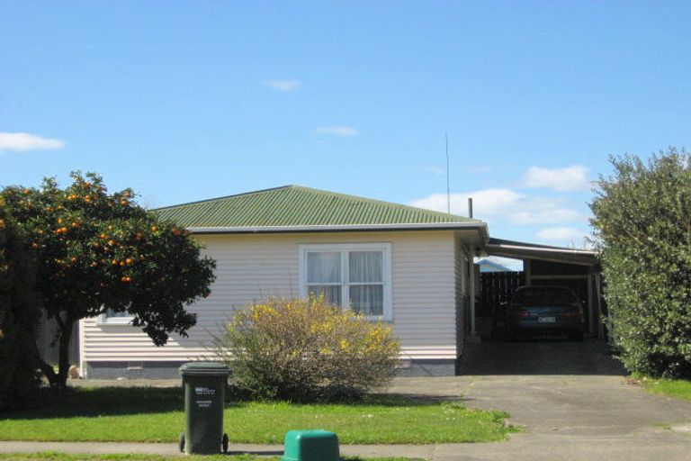 Photo of property in 20 Kowhai Avenue, Edgecumbe, 3120