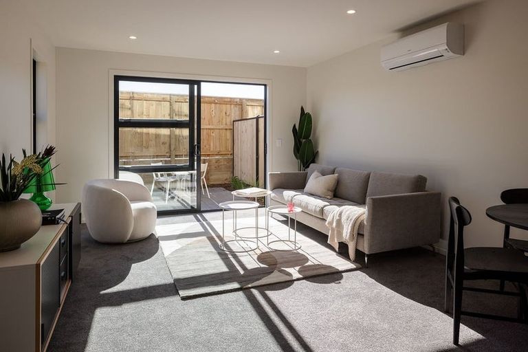 Photo of property in 93 Te Ara O Papatahi, Wainuiomata, Lower Hutt, 5014