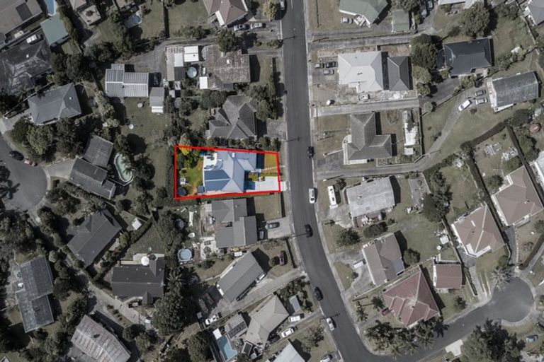 Photo of property in 38 Lynmore Drive, Hillpark, Auckland, 2102