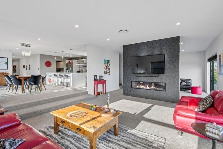 Photo of property in 152 Penruddock Rise, Westmorland, Christchurch, 8025