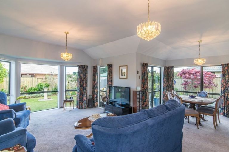 Photo of property in 20 Harry Shaw Way, Raumati South, Paraparaumu, 5032