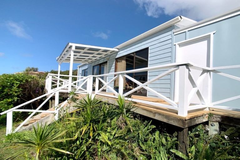 Photo of property in 4 Harbour View Road, Pukenui, 0484