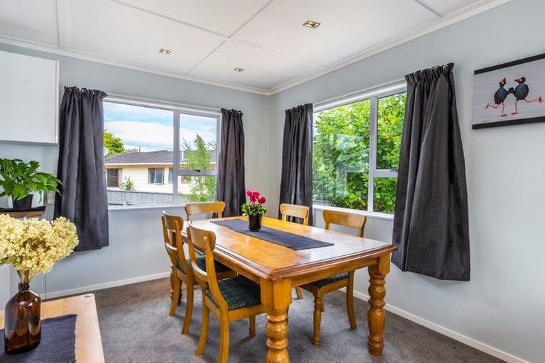 Photo of property in 5 Wembley Place, Richmond Heights, Taupo, 3330