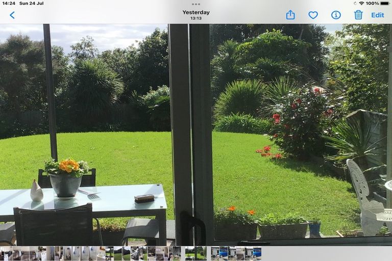 Photo of property in 1306 Whangaparaoa Road, Army Bay, Whangaparaoa, 0930