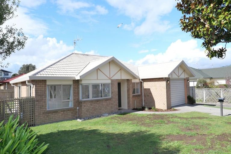Photo of property in 3 Beachwater Grove, Paraparaumu Beach, Paraparaumu, 5032