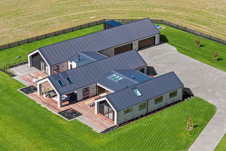 Photo of property in 692b Weedons Road, Rolleston, 7678