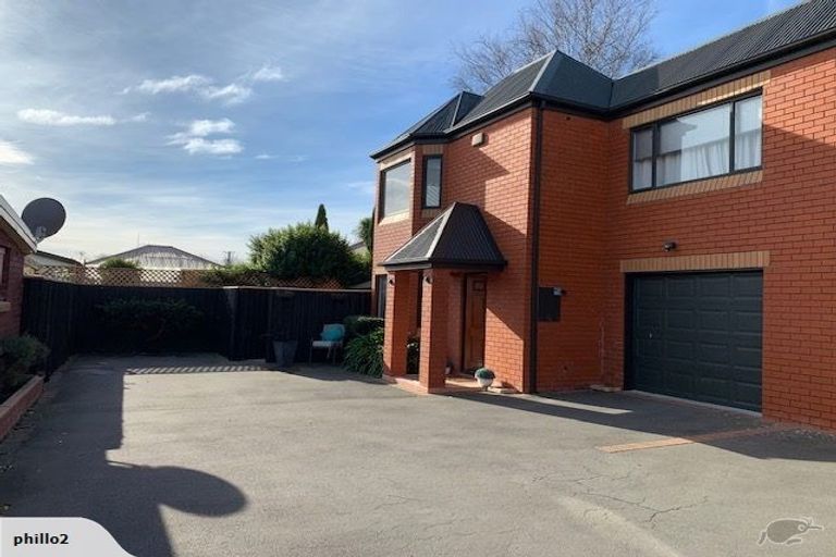 Photo of property in 17b Burke Street, Addington, Christchurch, 8024