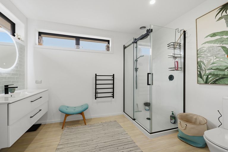Photo of property in 8 Ellersley Street, Halfway Bush, Dunedin, 9010