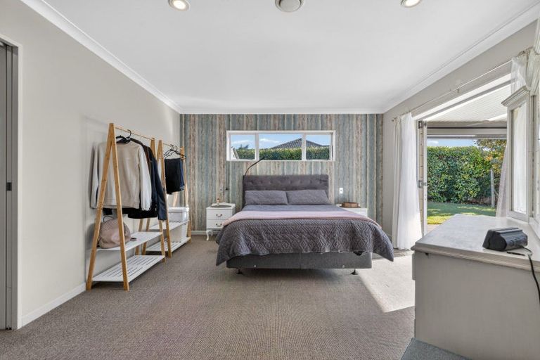 Photo of property in 18 Milbrook Place, Chartwell, Hamilton, 3210
