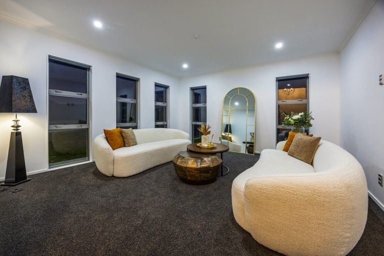 Photo of property in 31 Lippiatt Crescent, Pokeno, 2402