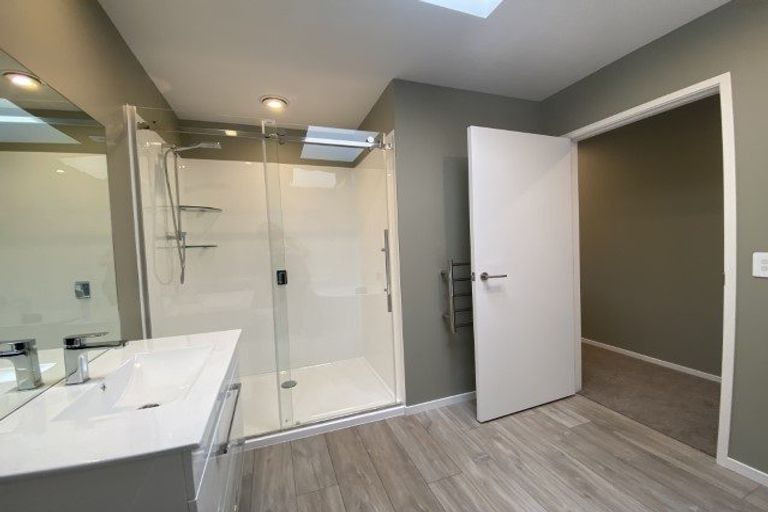 Photo of property in 277 Tukapa Street, Hurdon, New Plymouth, 4310