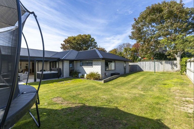 Photo of property in 39 Aratapu Street, Waitara, 4320