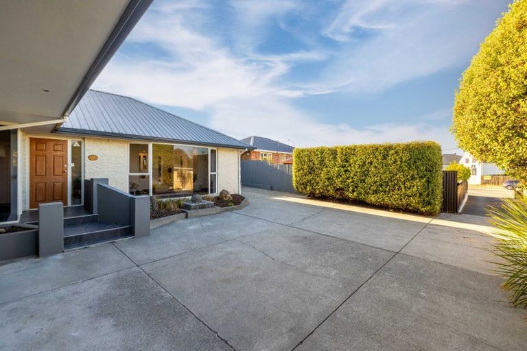 Photo of property in 19a Lake Terrace Road, Burwood, Christchurch, 8061