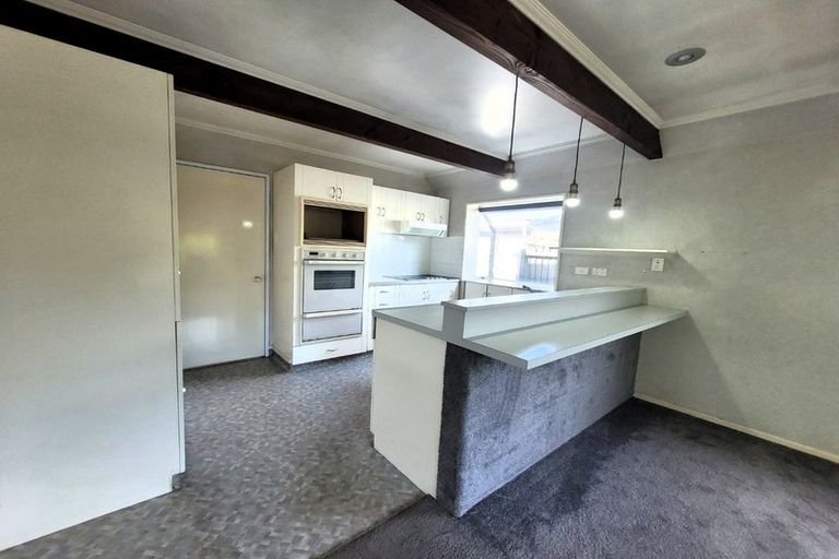 Photo of property in 1/363 Memorial Avenue, Burnside, Christchurch, 8053