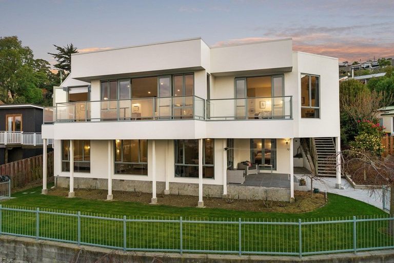 Photo of property in 185 Mount Pleasant Road, Mount Pleasant, Christchurch, 8081