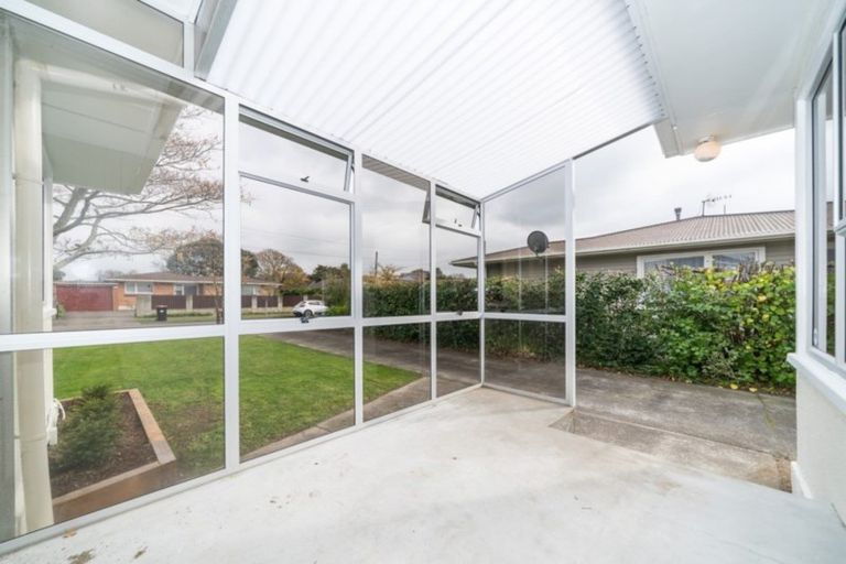 Photo of property in 4 Sutherland Crescent, Westbrook, Palmerston North, 4412