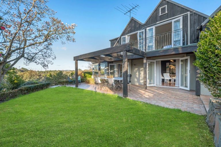 Photo of property in 281 Point View Drive, Shamrock Park, Auckland, 2016