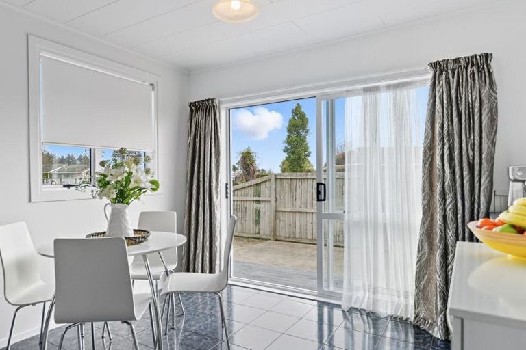 Photo of property in 6 Lugton Street, Nawton, Hamilton, 3200