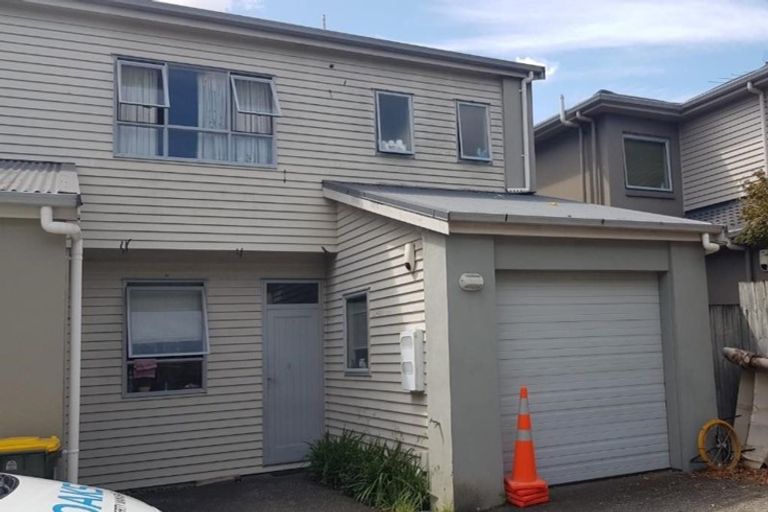 Photo of property in 4/17 Oakland Avenue, Papatoetoe, Auckland, 2025