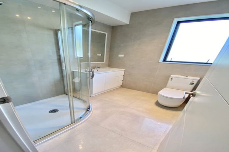 Photo of property in 42 Cirrus Way, Ranui, Auckland, 0612