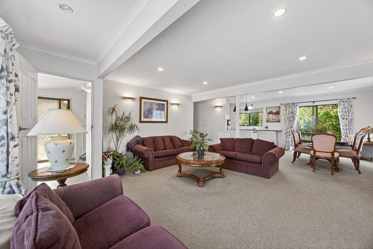 Photo of property in 13 Glucina Avenue, West Harbour, Auckland, 0618