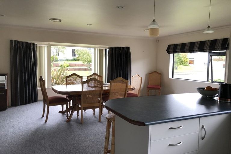 Photo of property in 1 Roseash Lane, Levin, 5510