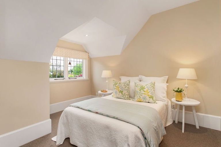 Photo of property in 106 Fendalton Road, Fendalton, Christchurch, 8014